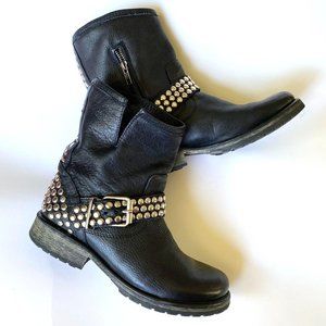 Steve Madden Frankie Metal Stud Boot 8